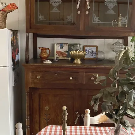 Apartman En Casa Oliveros, Razo *