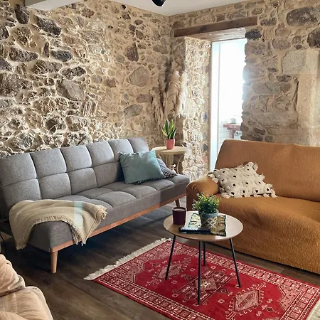 Apartman En Casa Oliveros, Razo *
